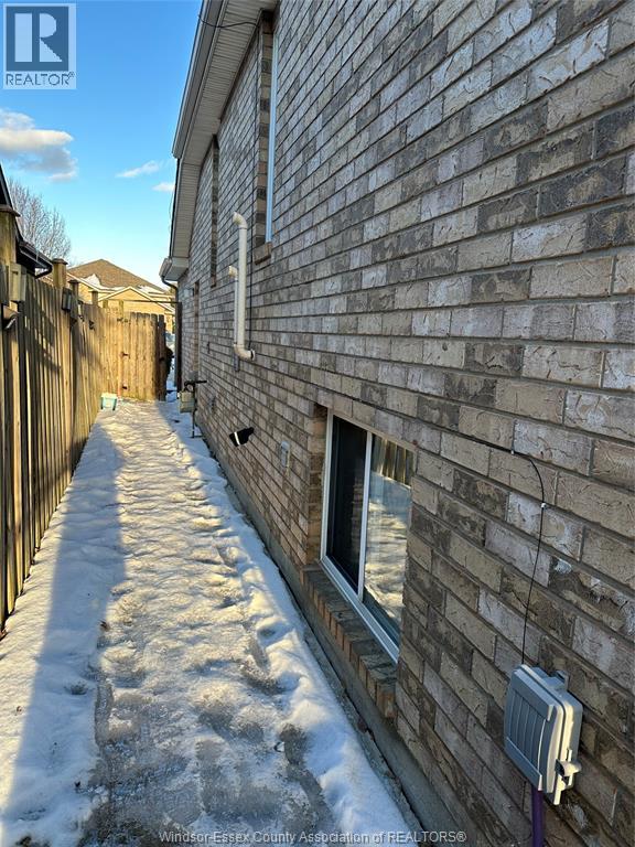 2383 Askin Avenue Unit# Lower, Windsor, Ontario  N9E 4Y2 - Photo 3 - 26002676