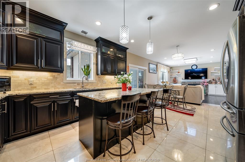 2280 Dandurand, Windsor, Ontario  N9E 4Z7 - Photo 14 - 26002621