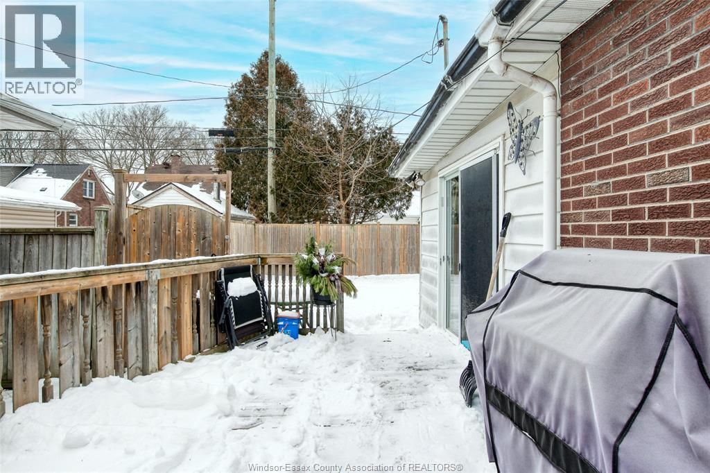 1067 St. Louis, Windsor, Ontario  N8S 2K9 - Photo 32 - 26002808