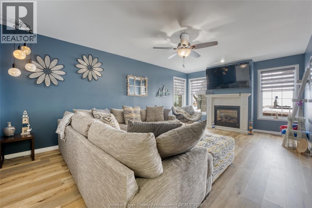 3214 St.clair Rd, Stoney Point, Ontario  N0R 1N0 - Photo 3 - 26002832