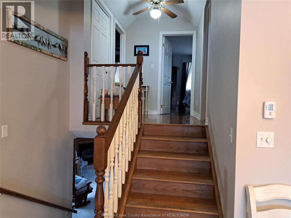 21 Briarwood Avenue, Leamington, Ontario  N8H 5G2 - Photo 5 - 26002672