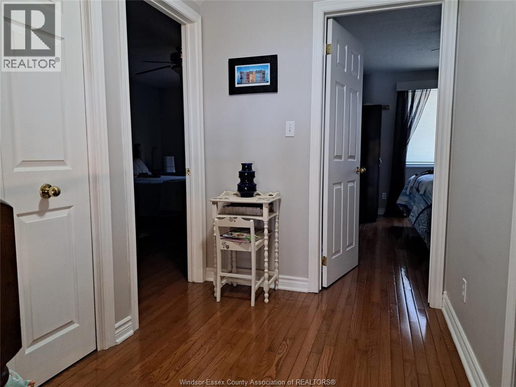 21 Briarwood Avenue, Leamington, Ontario  N8H 5G2 - Photo 9 - 26002672