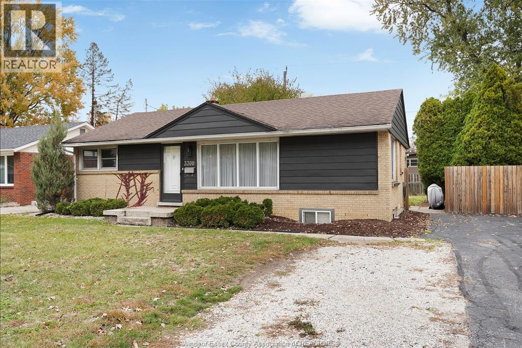 3300 Mark Unit# Main, Windsor, Ontario  N9E 2X1 - Photo 2 - 26002848