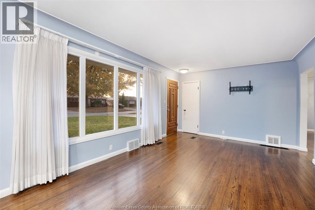 3300 Mark Unit# Main, Windsor, Ontario  N9E 2X1 - Photo 7 - 26002848