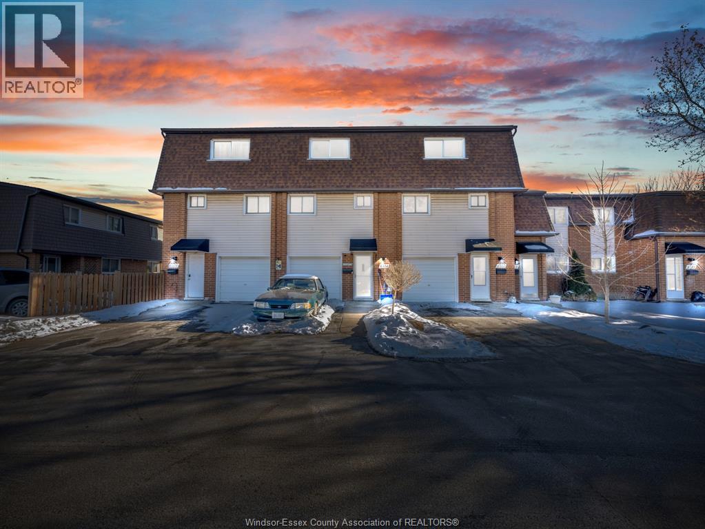 6312 THORNBERRY CRESCENT Unit# 484, Windsor, Ontario