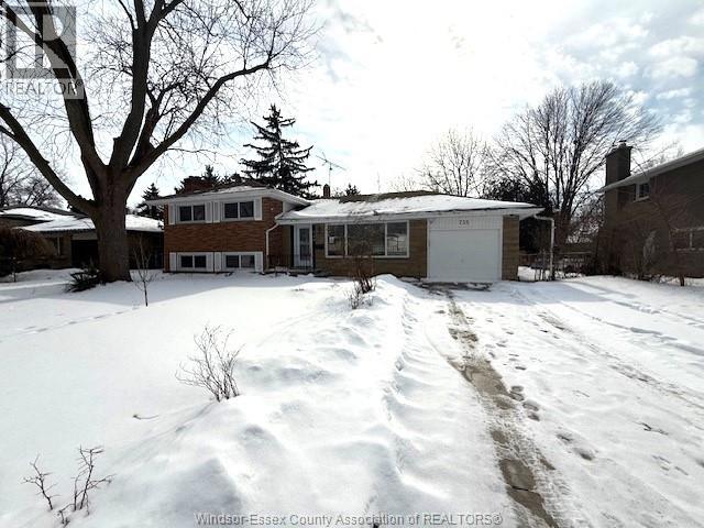 735 Lynn Street, Windsor, Ontario  N9G 1G6 - Photo 2 - 26002964