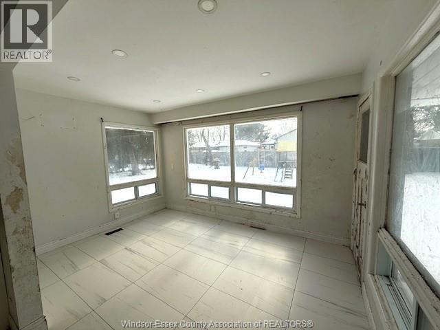 735 Lynn Street, Windsor, Ontario  N9G 1G6 - Photo 8 - 26002964