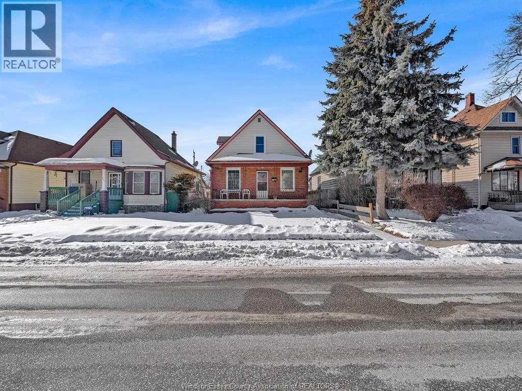 841 Pierre Avenue, Windsor, Ontario  N9A 2K6 - Photo 3 - 26001893