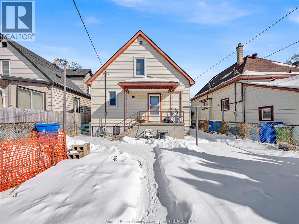 841 Pierre Avenue, Windsor, Ontario  N9A 2K6 - Photo 4 - 26001893