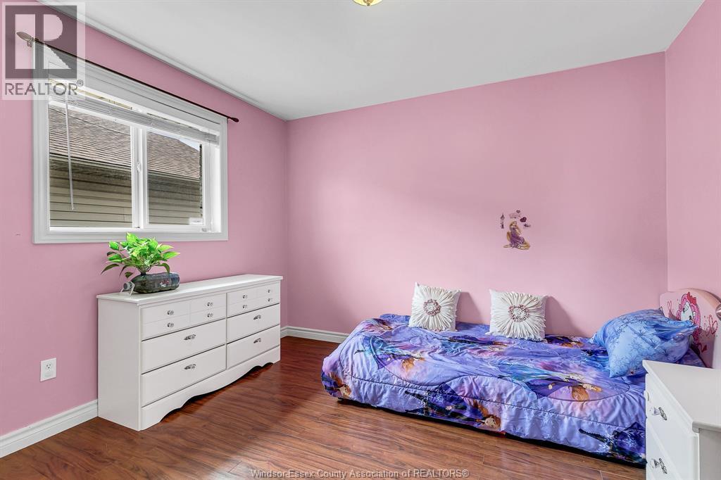 4274 Canberra, Windsor, Ontario  N9G 3E7 - Photo 8 - 26002822