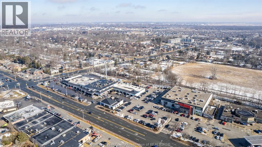 3850 Dougall Unit# 103, Windsor, Ontario  N9G 1X2 - Photo 15 - 26002367