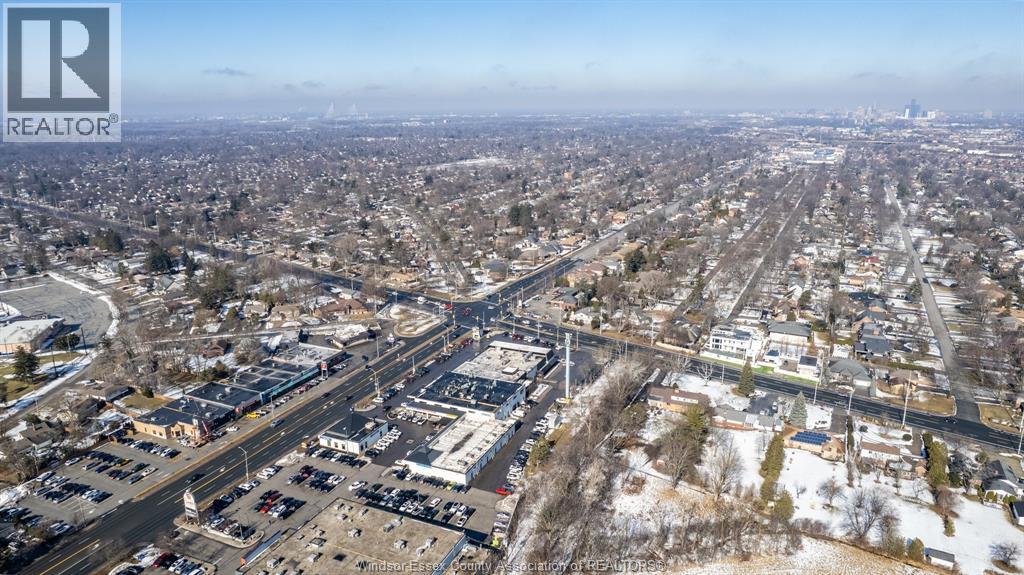 3850 Dougall Unit# 103, Windsor, Ontario  N9G 1X2 - Photo 17 - 26002367