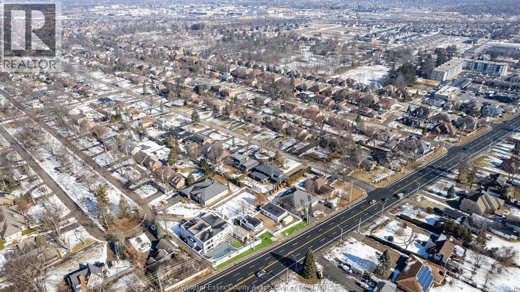 3850 Dougall Unit# 103, Windsor, Ontario  N9G 1X2 - Photo 18 - 26002367