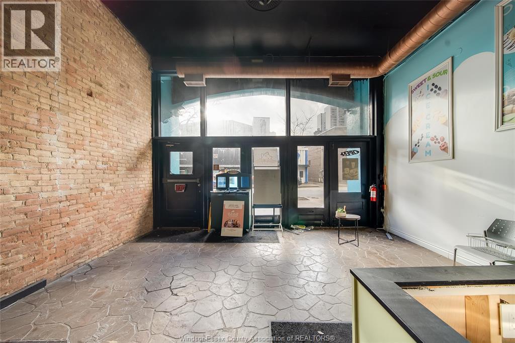 20 Chatham Street East, Windsor, Ontario  N9A 2W1 - Photo 13 - 26003005