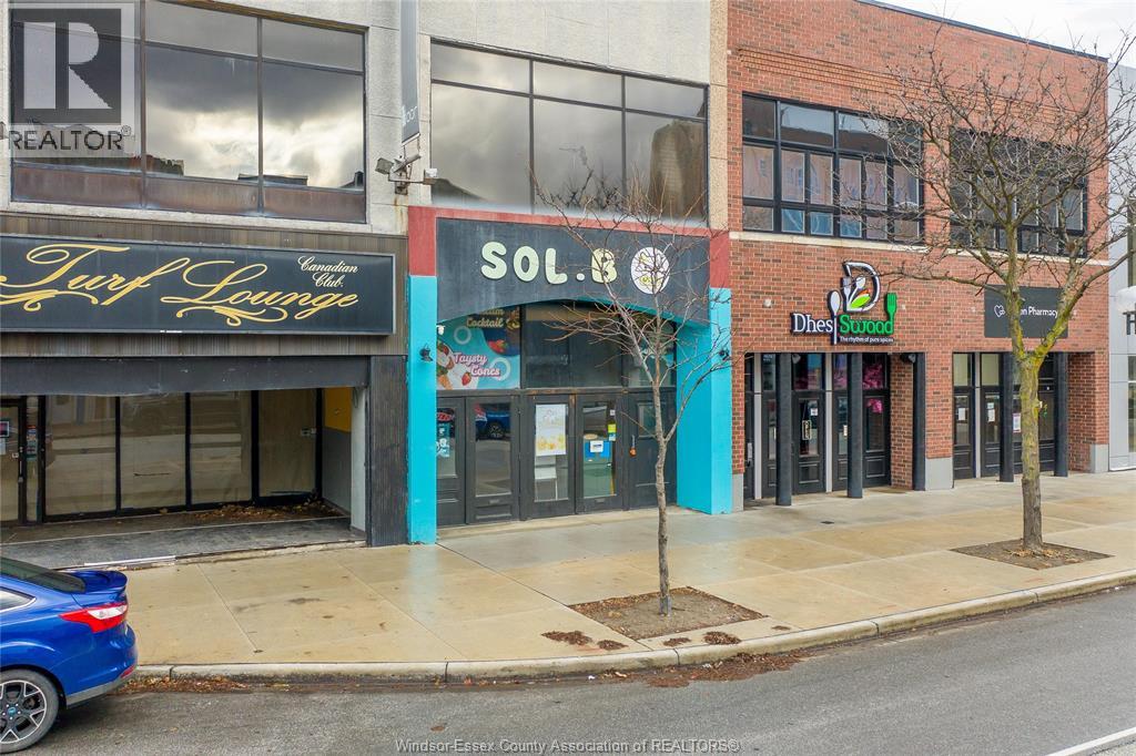 20 Chatham Street East, Windsor, Ontario  N9A 2W1 - Photo 5 - 26003005