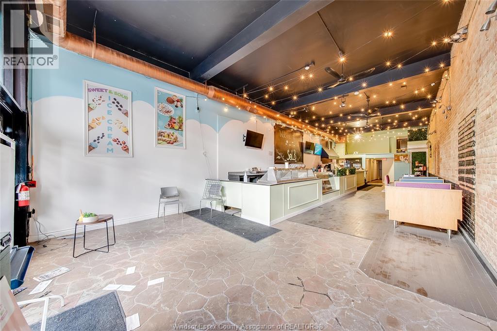 20 Chatham Street East, Windsor, Ontario  N9A 2W1 - Photo 9 - 26003005