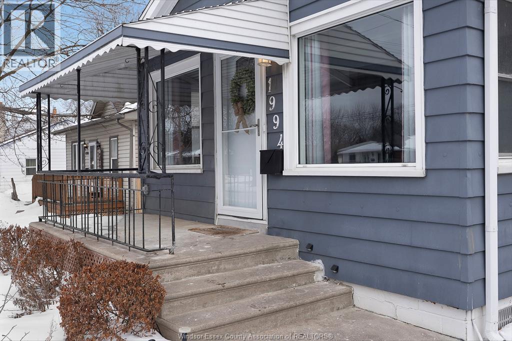 1994 Jefferson, Windsor, Ontario  N8T 2W2 - Photo 2 - 26003020