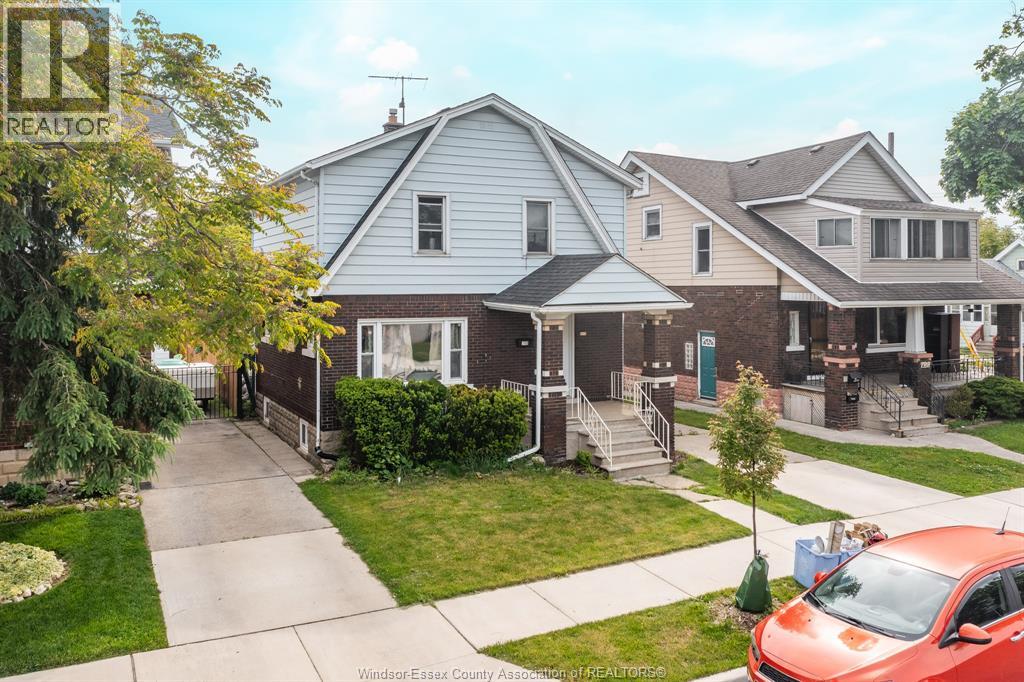 788 Josephine Avenue, Windsor, Ontario  N9B 2L3 - Photo 2 - 26003029