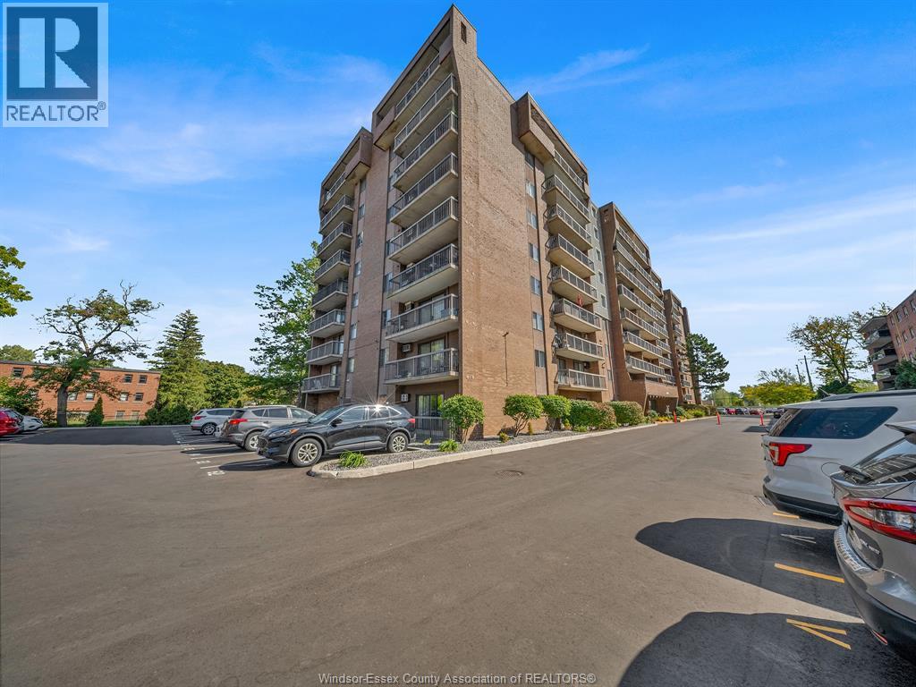 3936 WYANDOTTE STREET East Unit# 206, Windsor, Ontario