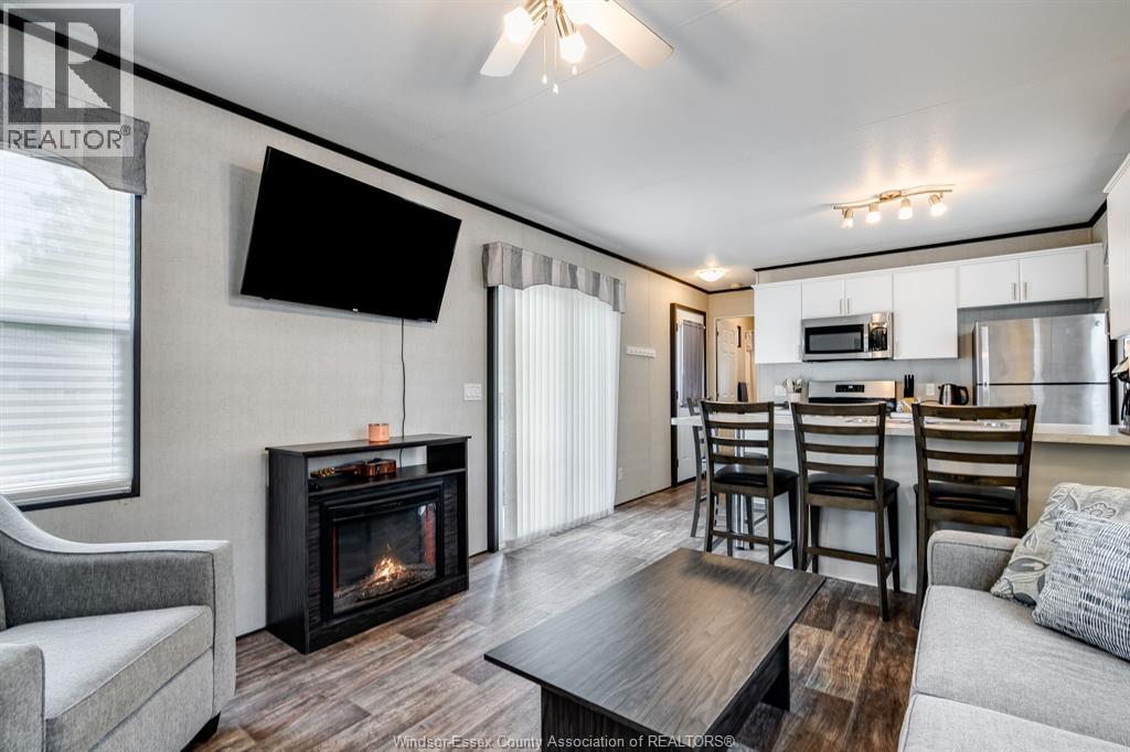 981 County Rd 2 Unit# 522, Lakeshore, Ontario  N8N 4P4 - Photo 10 - 26002925