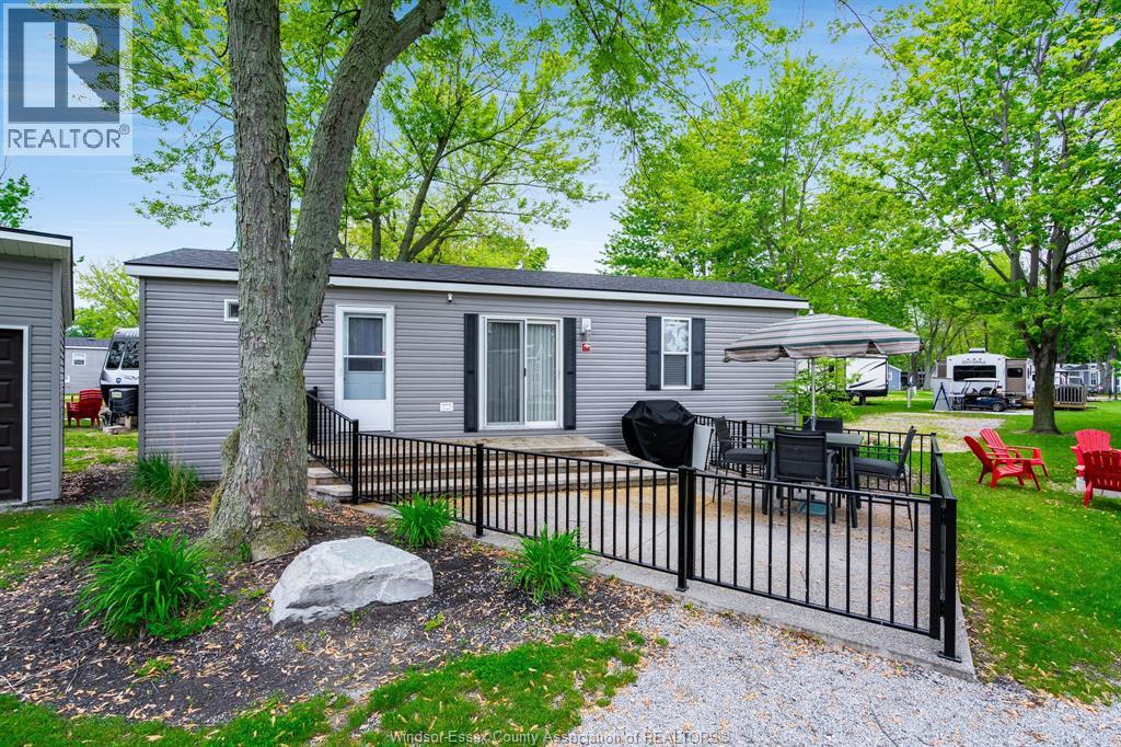 981 County Rd 2 Unit# 522, Lakeshore, Ontario  N8N 4P4 - Photo 24 - 26002925