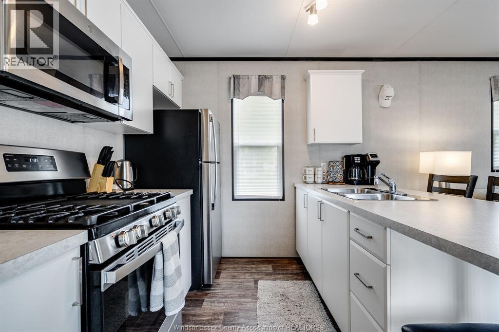 981 County Rd 2 Unit# 522, Lakeshore, Ontario  N8N 4P4 - Photo 5 - 26002925