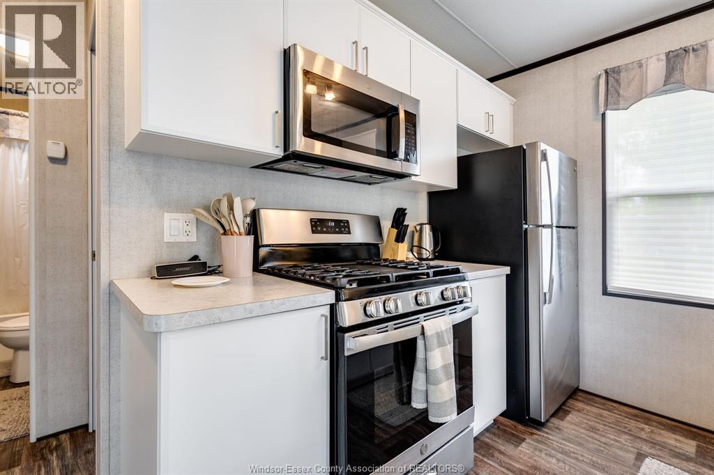 981 County Rd 2 Unit# 522, Lakeshore, Ontario  N8N 4P4 - Photo 6 - 26002925