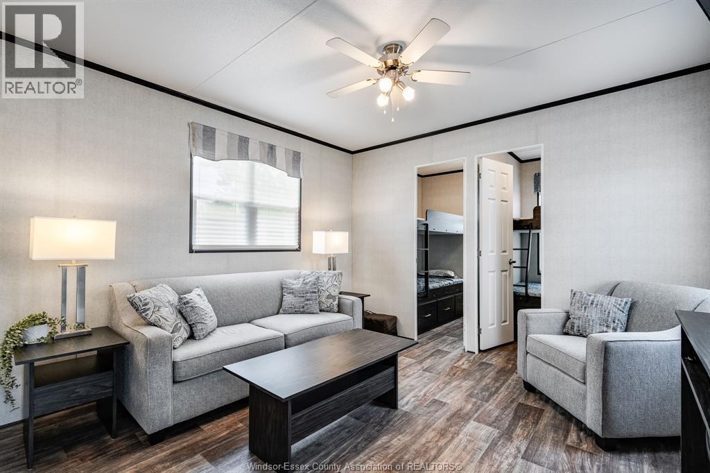 981 County Rd 2 Unit# 522, Lakeshore, Ontario  N8N 4P4 - Photo 9 - 26002925