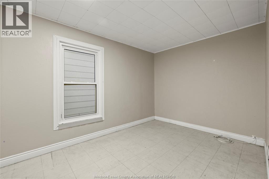 722 Dougall Unit# Upper, Windsor, Ontario  N9A 4P8 - Photo 11 - 26003065