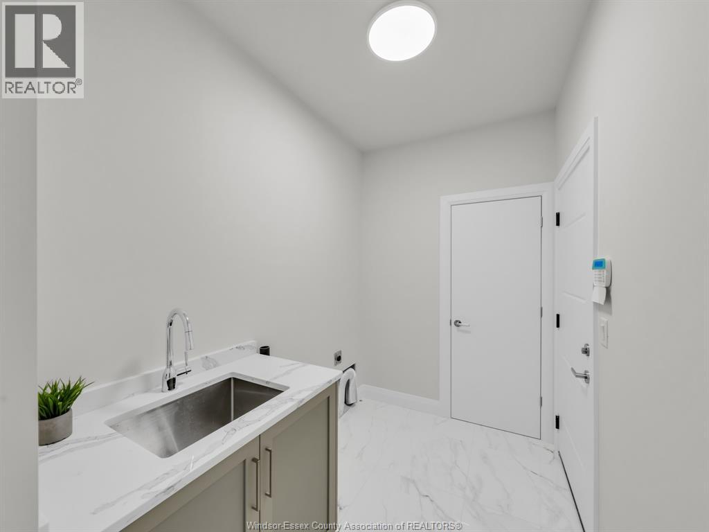 664 Linden, Lakeshore, Ontario  N0R 1A0 - Photo 37 - 26003063