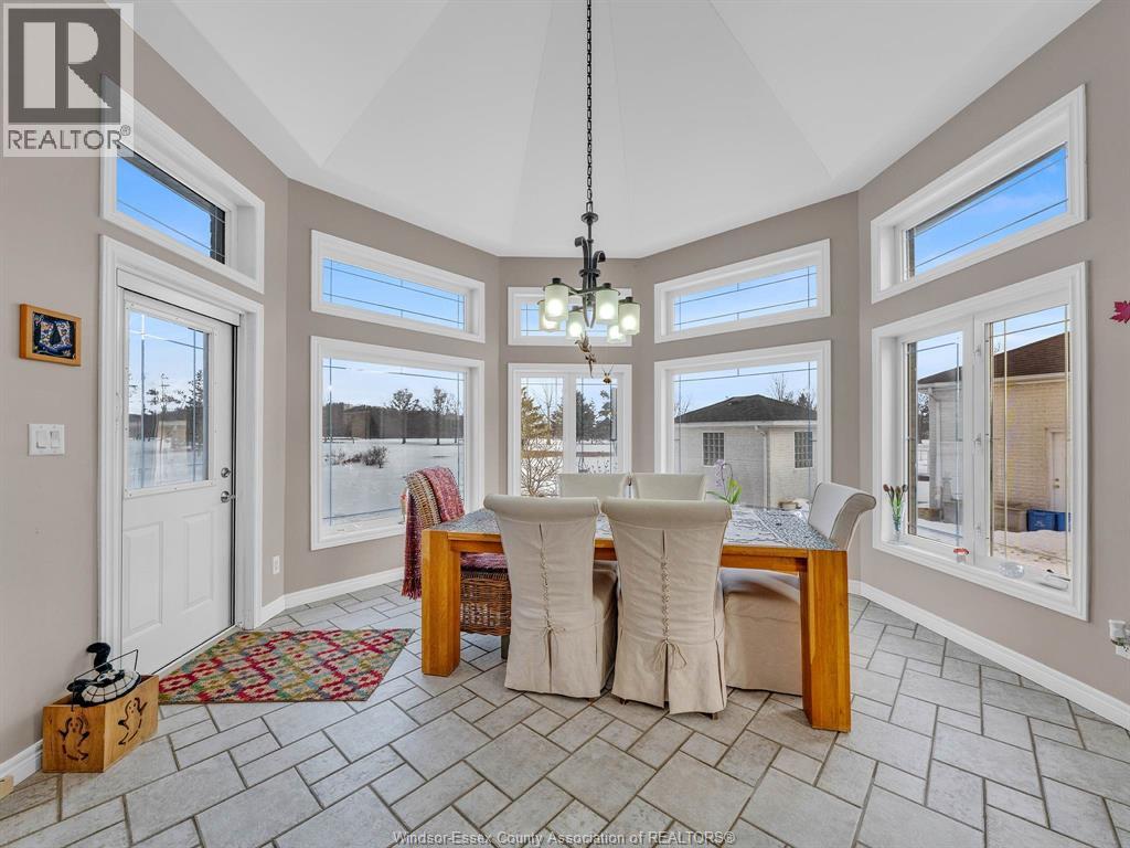 7054 Eagle Crescent, Amherstburg, Ontario  N0R 1J0 - Photo 10 - 26002883