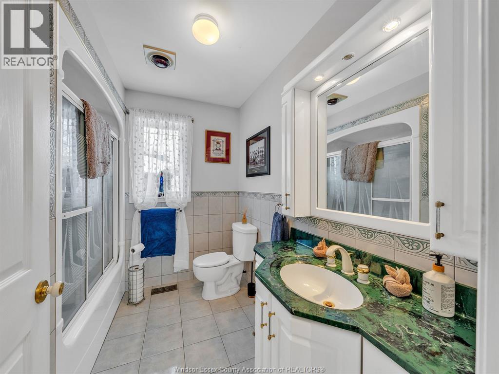 7054 Eagle Crescent, Amherstburg, Ontario  N0R 1J0 - Photo 16 - 26002883