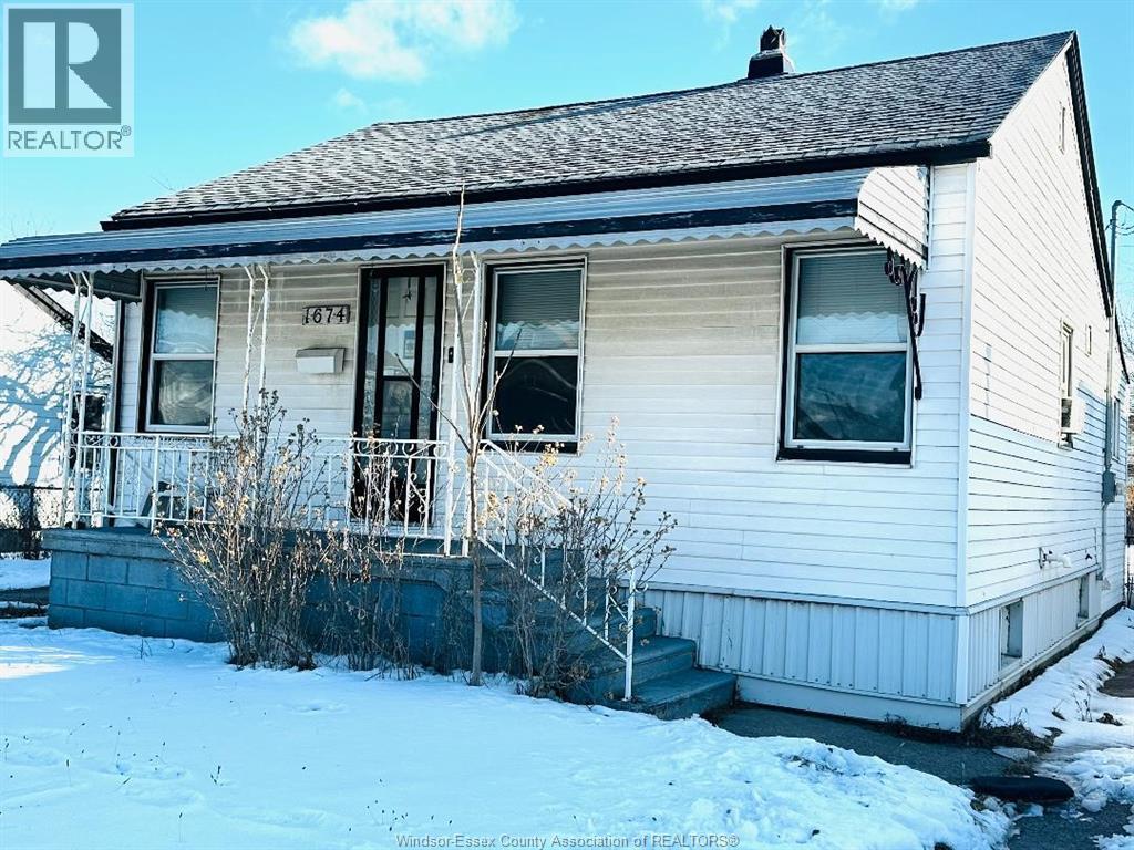 1674 Parent Avenue, Windsor, Ontario  N8X 4K1 - Photo 2 - 26003109