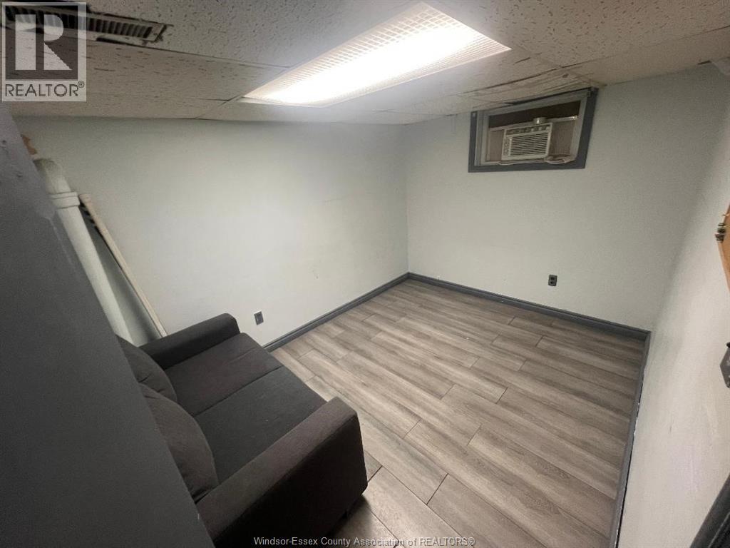 1674 Parent Avenue, Windsor, Ontario  N8X 4K1 - Photo 7 - 26003109