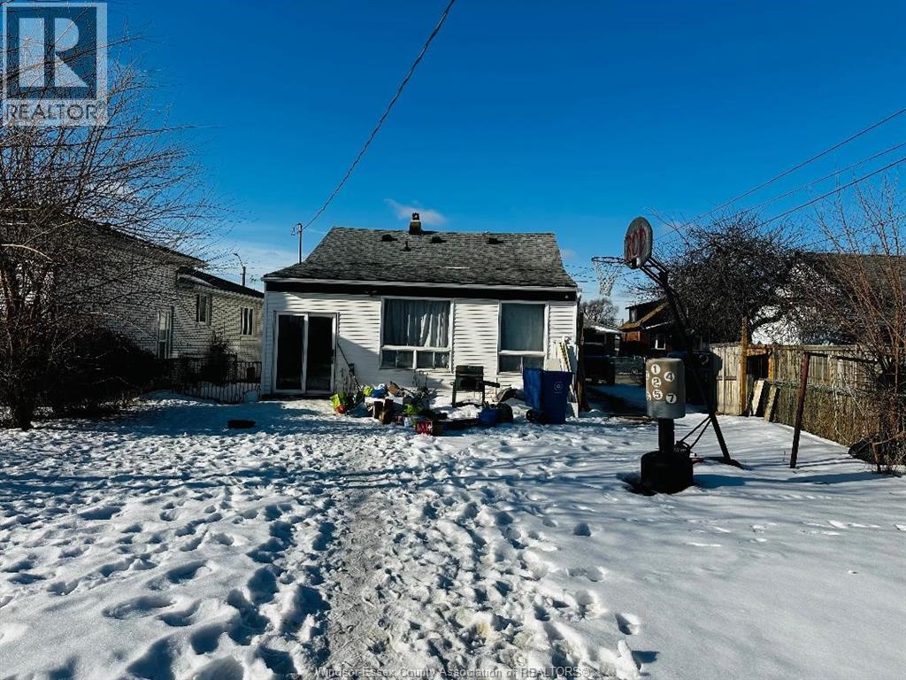 1674 Parent Avenue, Windsor, Ontario  N8X 4K1 - Photo 8 - 26003109