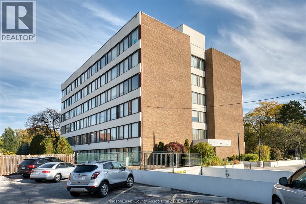 2144 Pelissier Unit# 402, Windsor, Ontario  N8X 1N4 - Photo 2 - 26003143