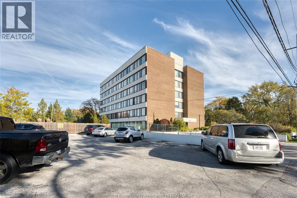 2144 Pelissier Unit# 402, Windsor, Ontario  N8X 1N4 - Photo 29 - 26003143