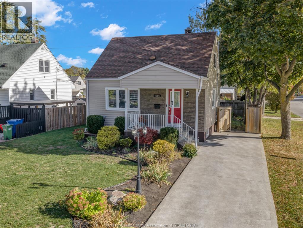 1596 OLIVE ROAD, Windsor, Ontario