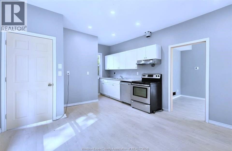 3092 Sandwich Unit# Main, Windsor, Ontario  N9C 1A4 - Photo 12 - 26003112