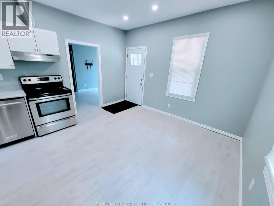 3092 Sandwich Unit# Main, Windsor, Ontario  N9C 1A4 - Photo 13 - 26003112