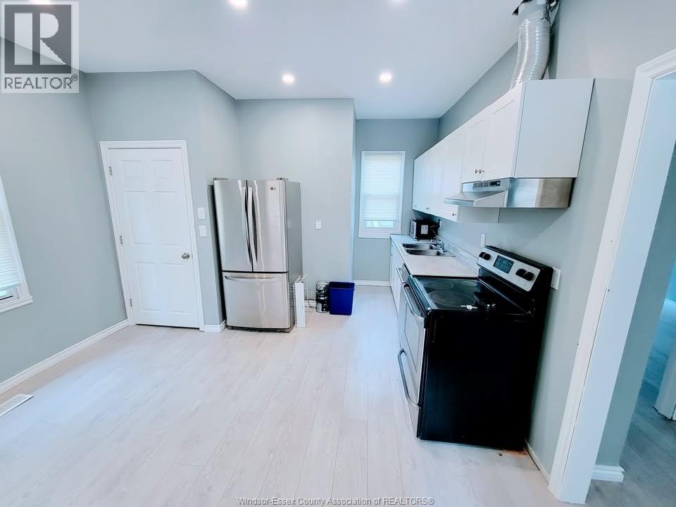 3092 Sandwich Unit# Main, Windsor, Ontario  N9C 1A4 - Photo 15 - 26003112