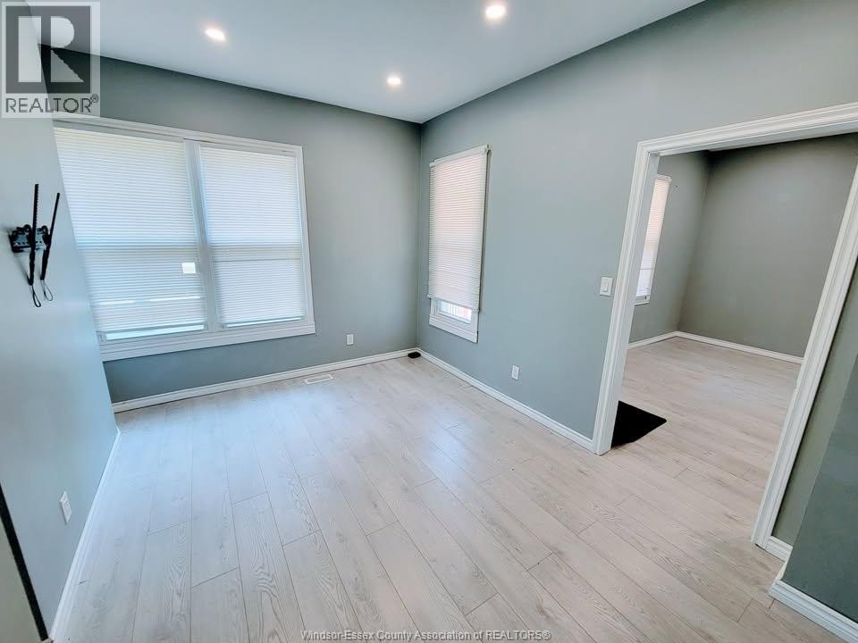 3092 Sandwich Unit# Main, Windsor, Ontario  N9C 1A4 - Photo 2 - 26003112
