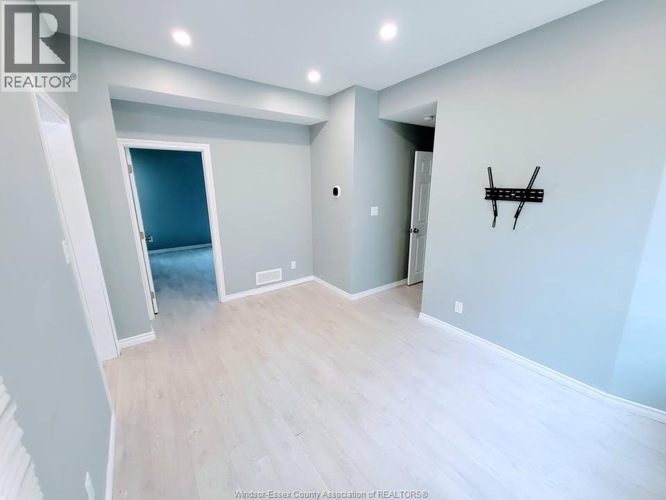 3092 Sandwich Unit# Main, Windsor, Ontario  N9C 1A4 - Photo 8 - 26003112