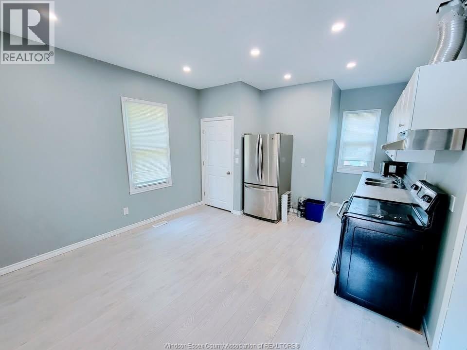 3092 Sandwich Unit# Main, Windsor, Ontario  N9C 1A4 - Photo 9 - 26003112