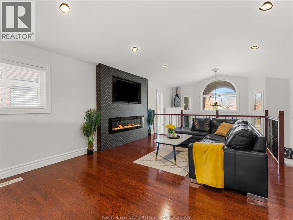 957 Banwell, Windsor, Ontario  N8P 1J3 - Photo 17 - 26003147