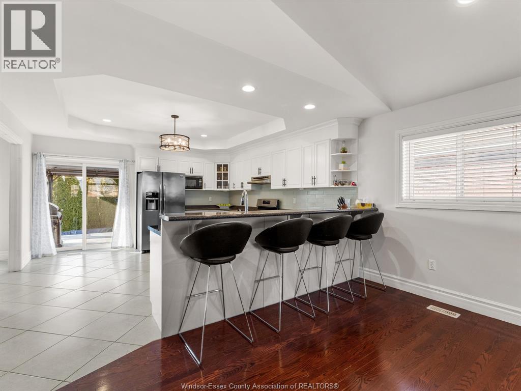 957 Banwell, Windsor, Ontario  N8P 1J3 - Photo 18 - 26003147