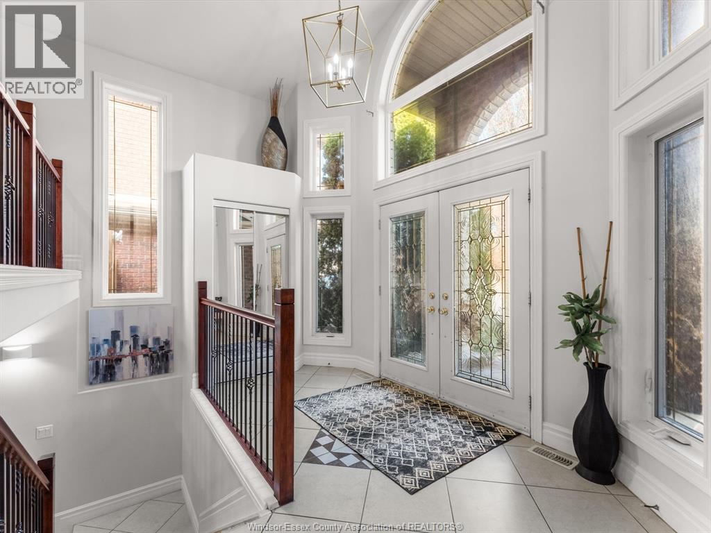 957 Banwell, Windsor, Ontario  N8P 1J3 - Photo 2 - 26003147