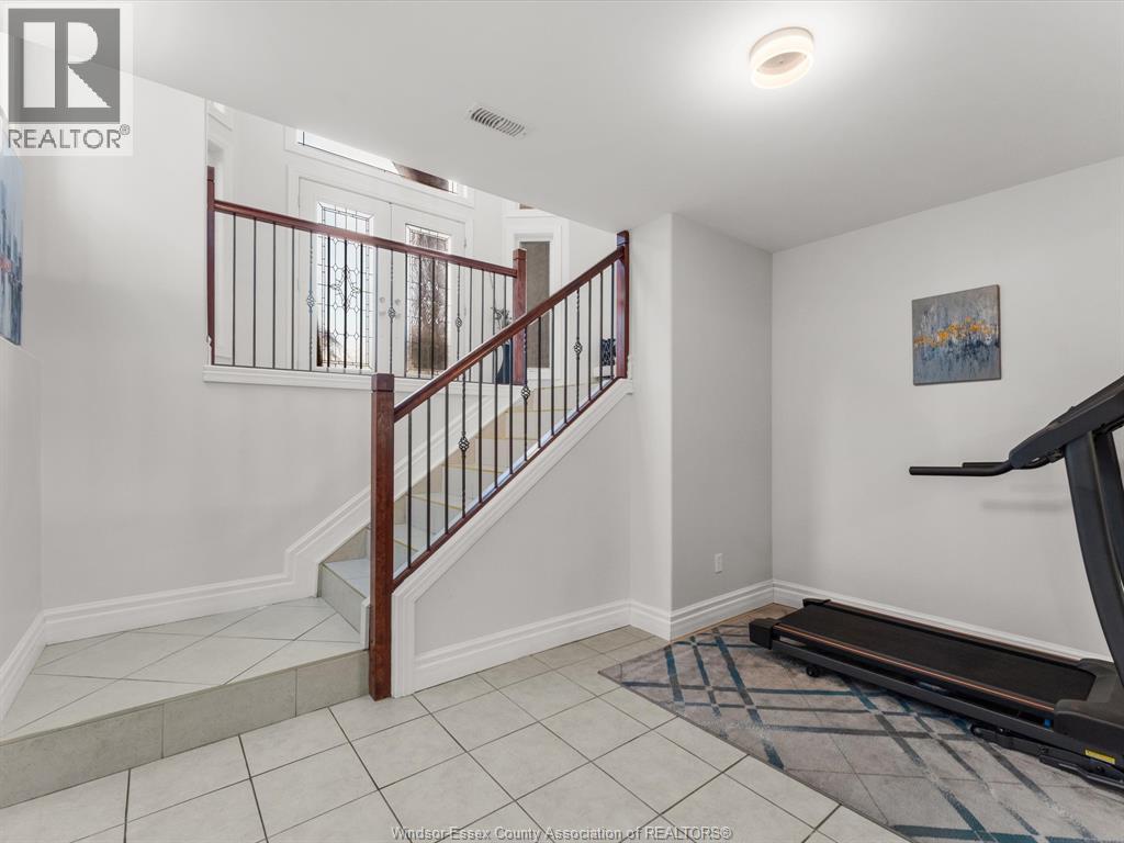 957 Banwell, Windsor, Ontario  N8P 1J3 - Photo 32 - 26003147
