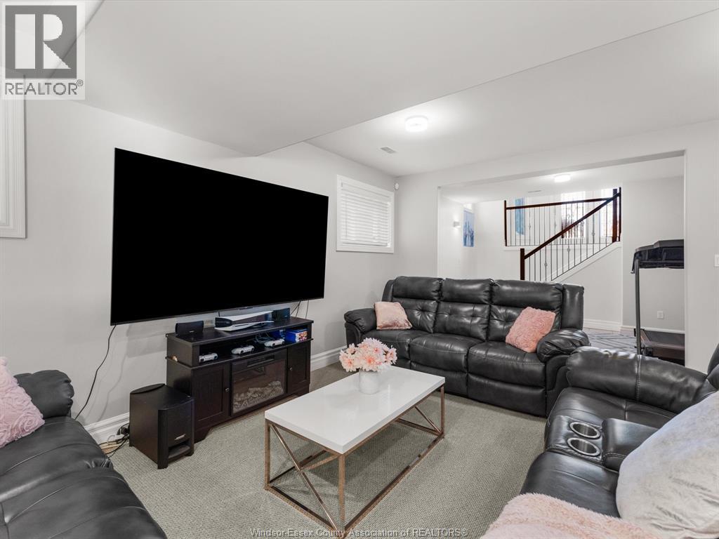 957 Banwell, Windsor, Ontario  N8P 1J3 - Photo 35 - 26003147