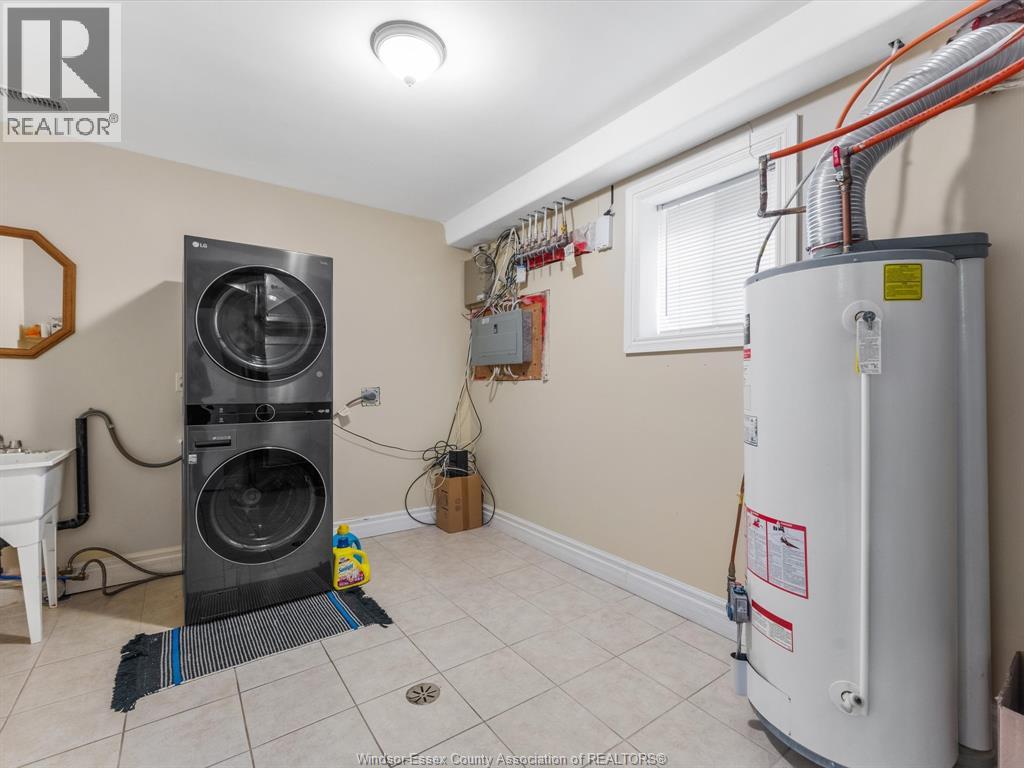 957 Banwell, Windsor, Ontario  N8P 1J3 - Photo 44 - 26003147